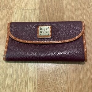 Dooney & Bourke Pebble Leather Wallet